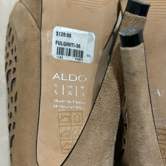 Aldo Tan Heels - Picture 6 of 6